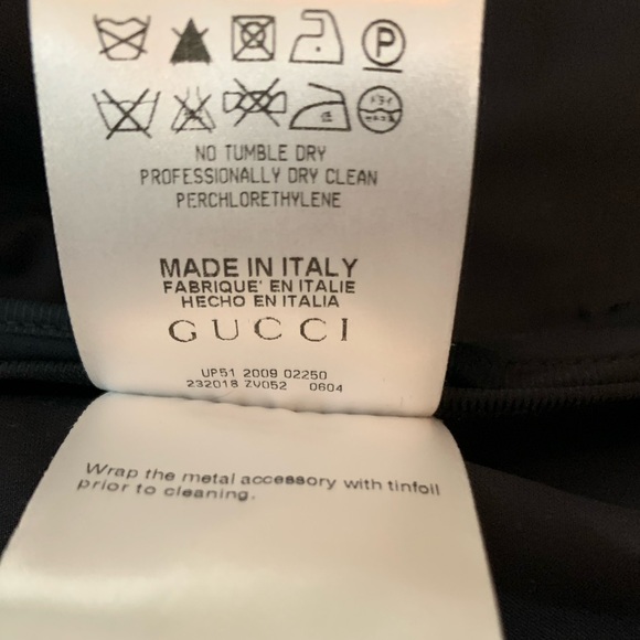 * Host Pick * Gucci Trench Coat - Picture 9 of 14